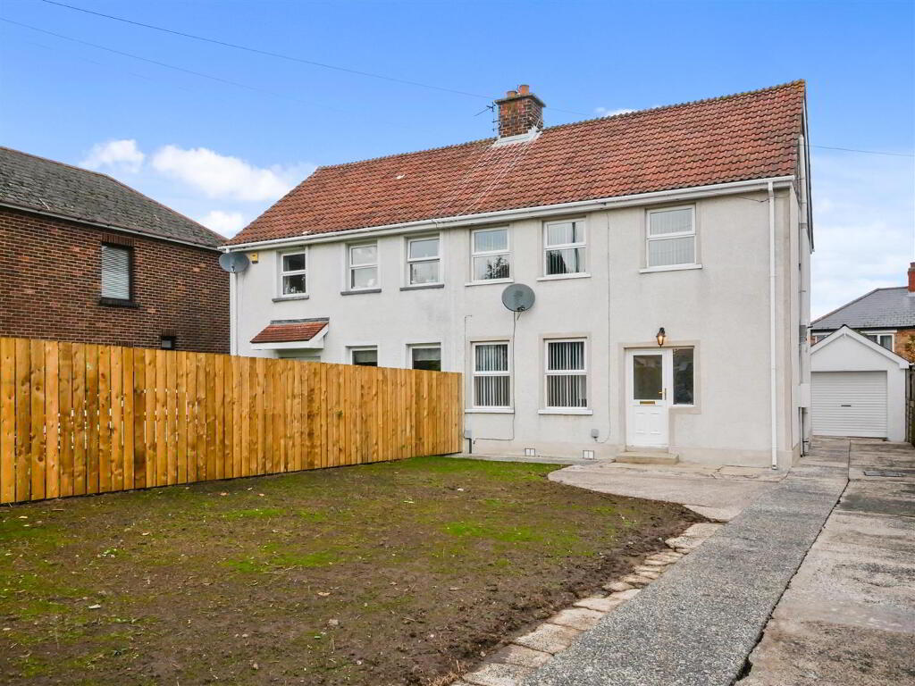 3 Bedroom Semi-Detached in BT6 0LT