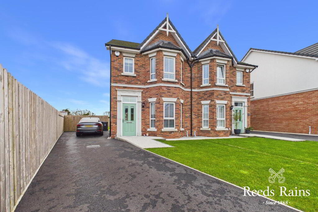 26 Rowanvale Crescent, Conlig, Newtownards, BT23 7HP