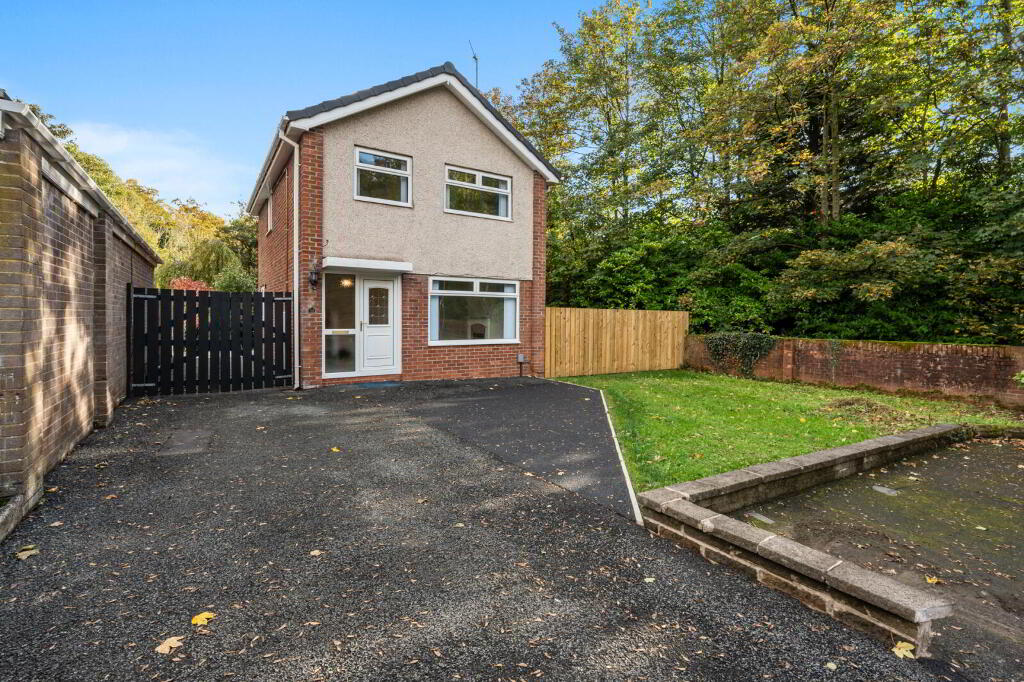 52 Glenaan Avenue, Dunmurry, Belfast, BT17 9AU