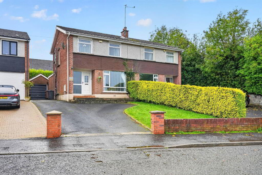40 Cairnshill Park, Belfast, BT8 6RG