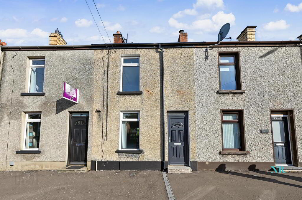 2 Bedroom Terraced in BT27 5EZ