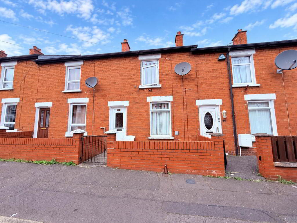 2 Bedroom Terraced in BT5 4SP
