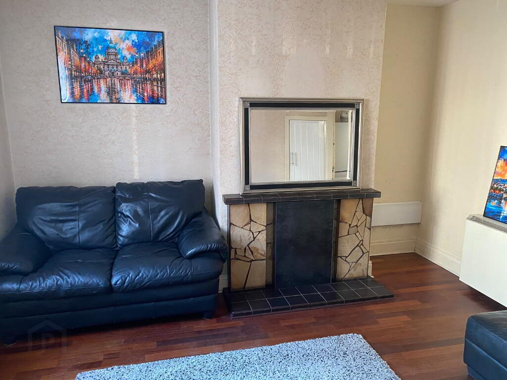 2 Bedroom Terraced in BT12 5PQ