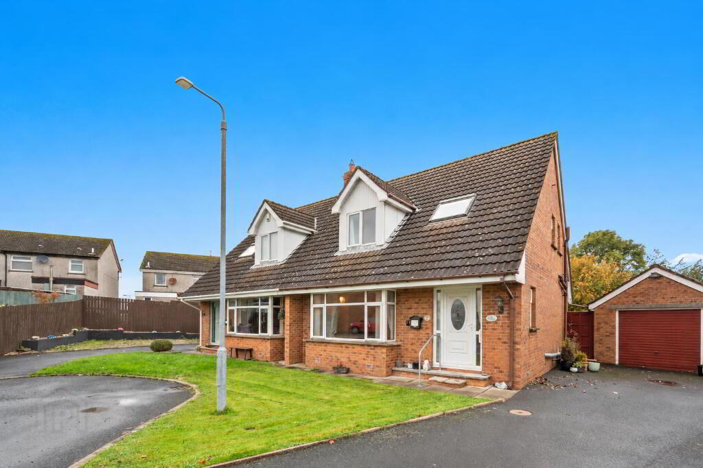 7 Castle Manor, Carrowdore, BT22 2TY