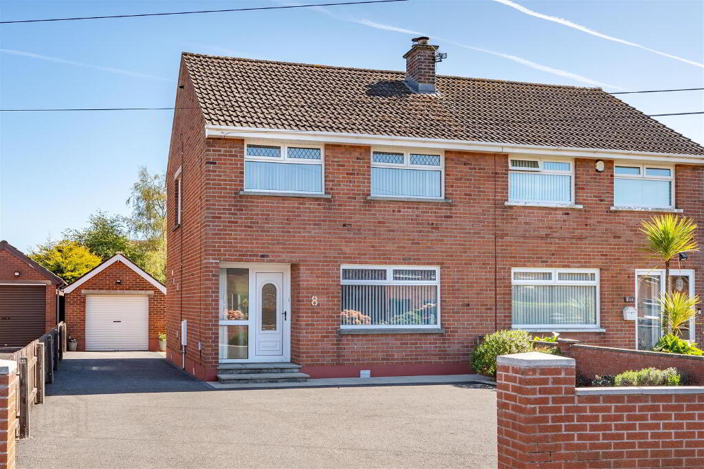 8 Dalton Park, Comber, BT23 5HD
