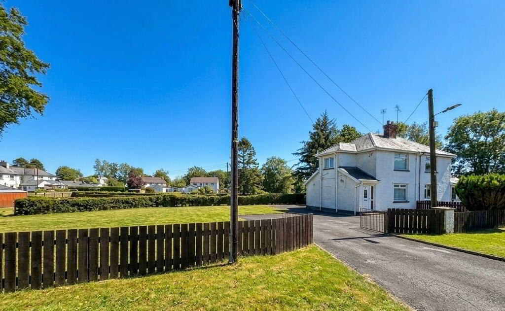 60 Lisnevenagh Road, Ballymena, BT42 2LJ