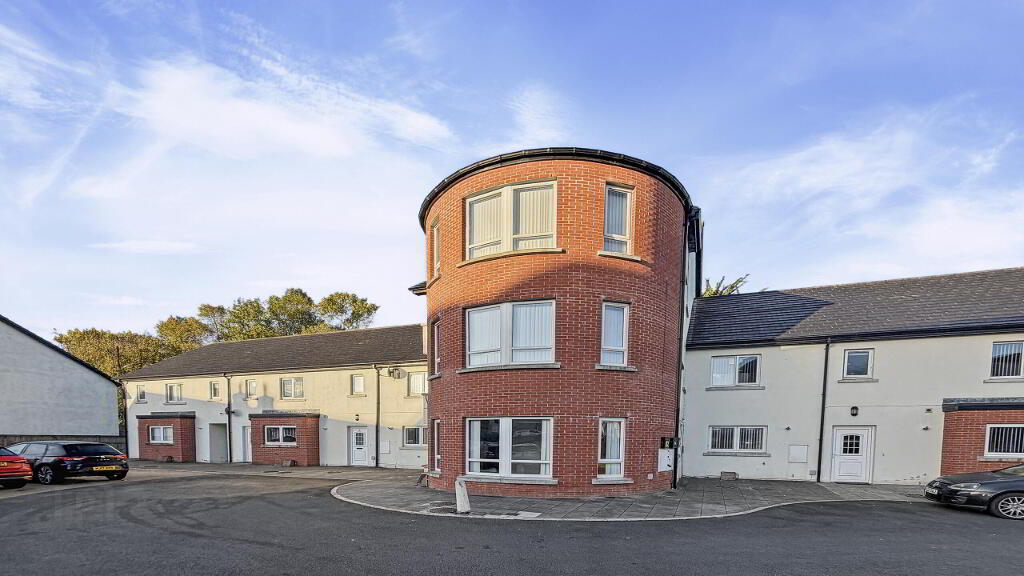 82 Phoenix Fields, Ballymena, BT42 2BF
