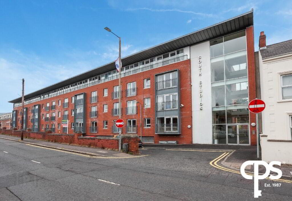 2 Bedroom Flat in BT9 7BS