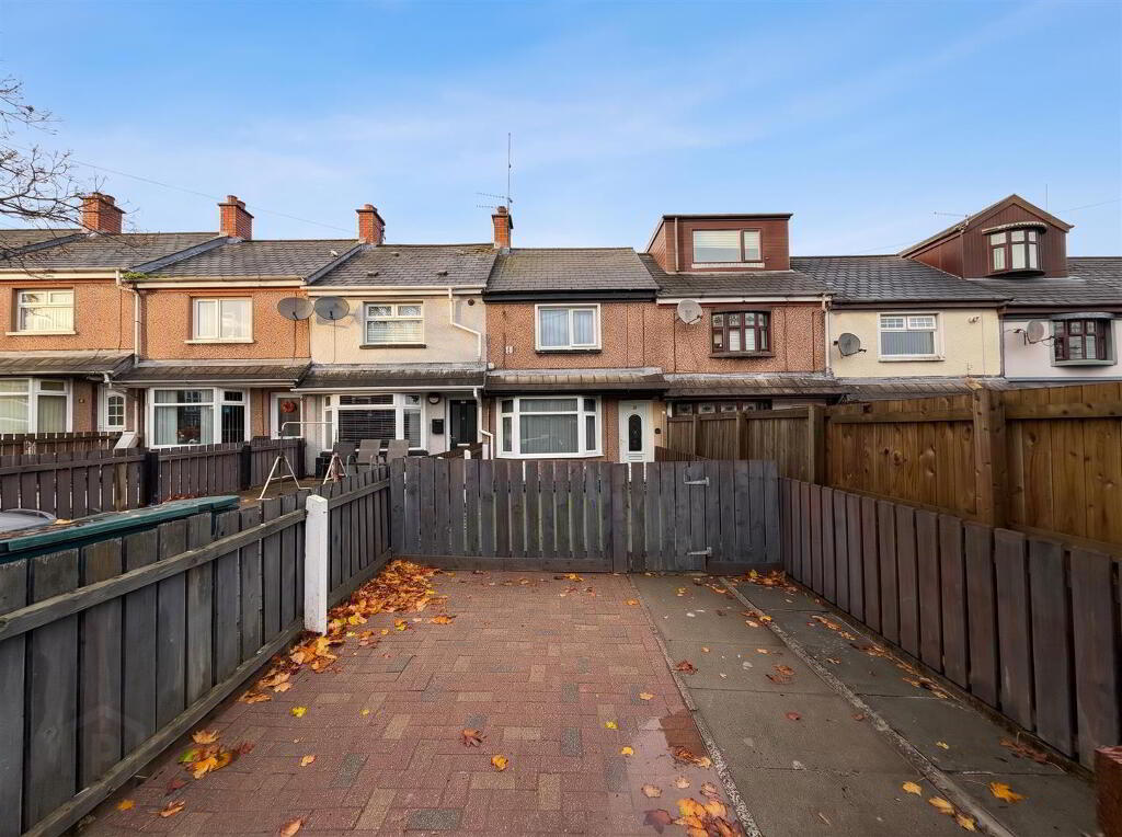 2 Bedroom Terraced in BT14 7NS
