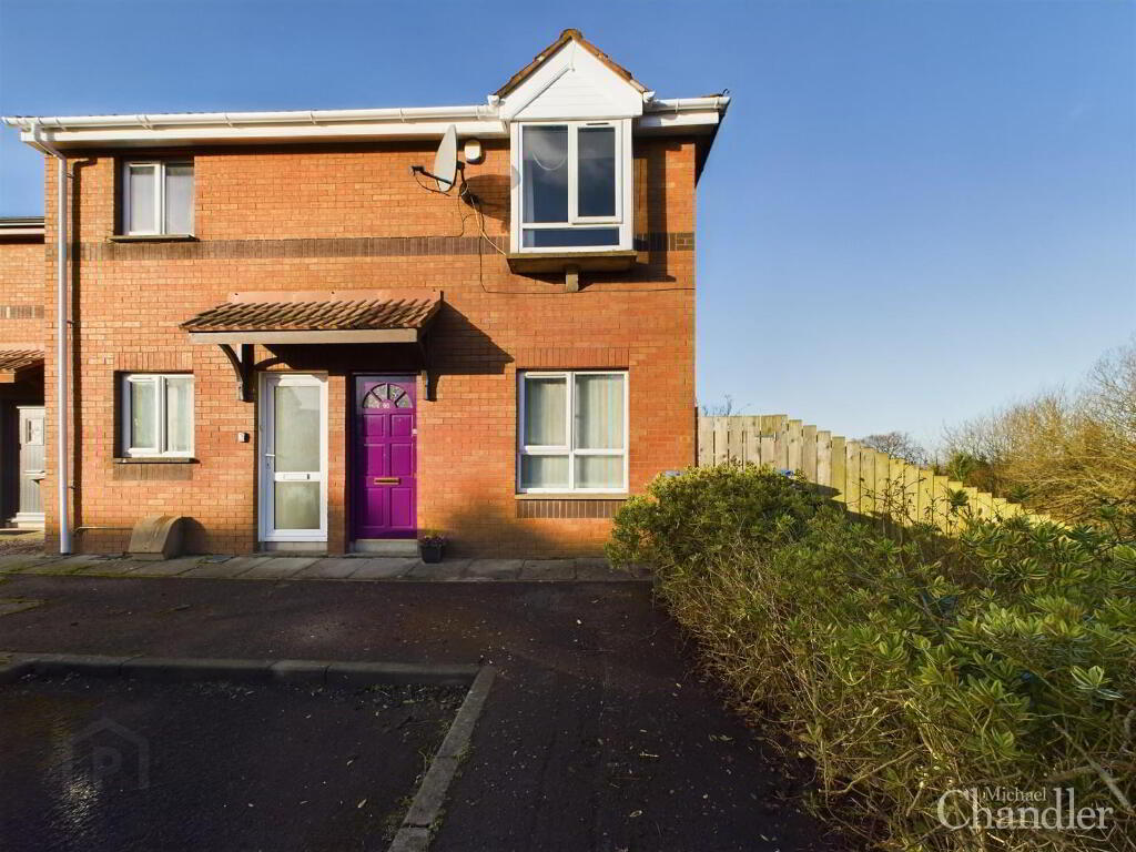 2 Bedroom Flat in BT4 2RJ