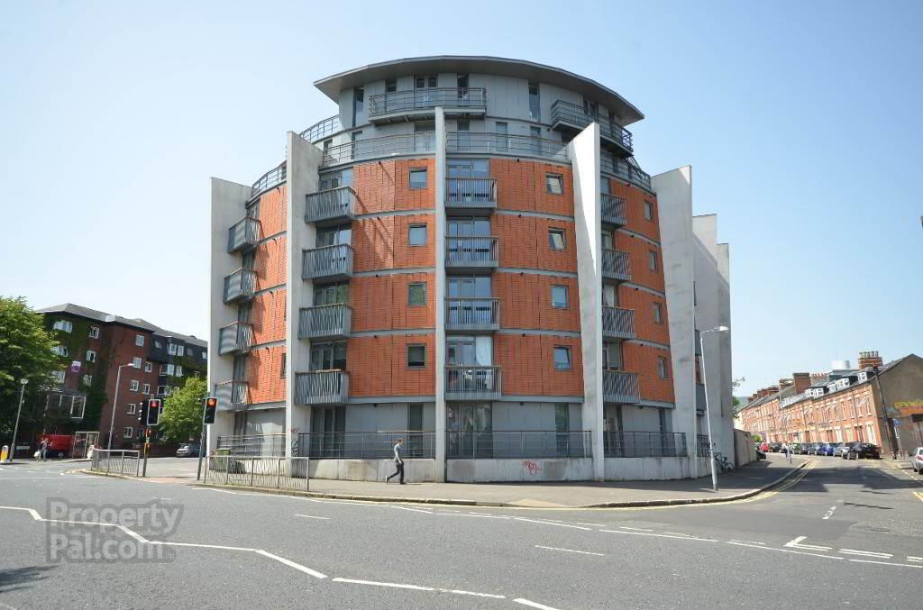 1 Bedroom Flat in BT9 7AF