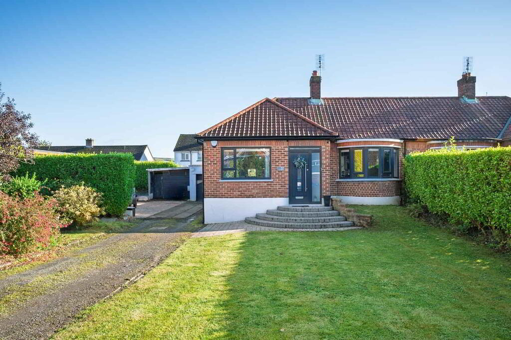 37 Ballyregan Road, Dundonald, Belfast, BT16 1HZ