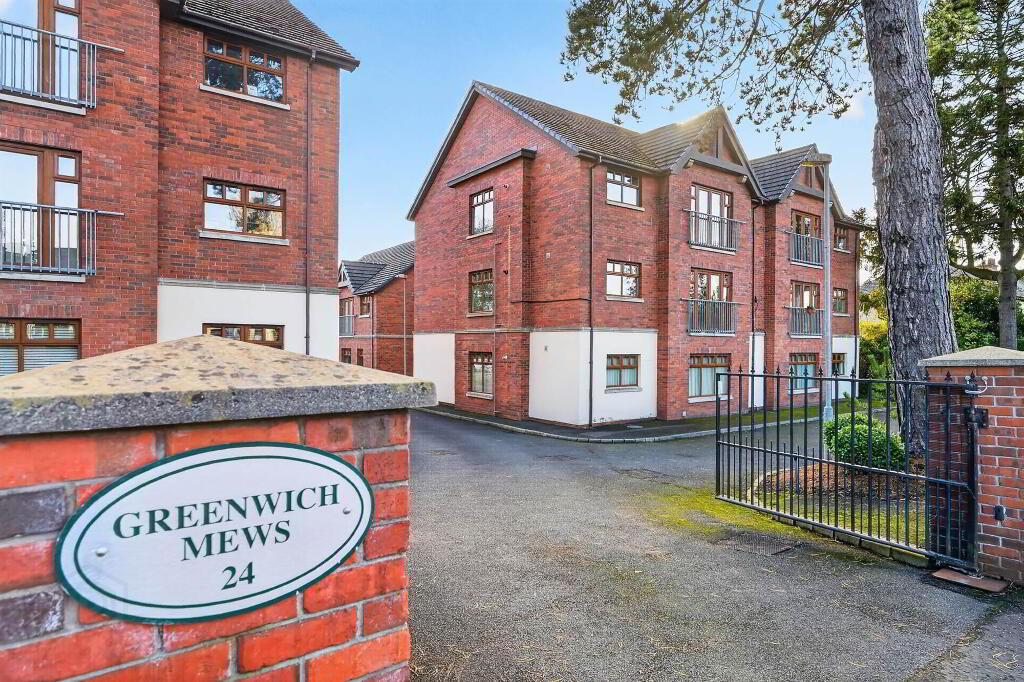2 Bedroom Flat in BT10 0FL
