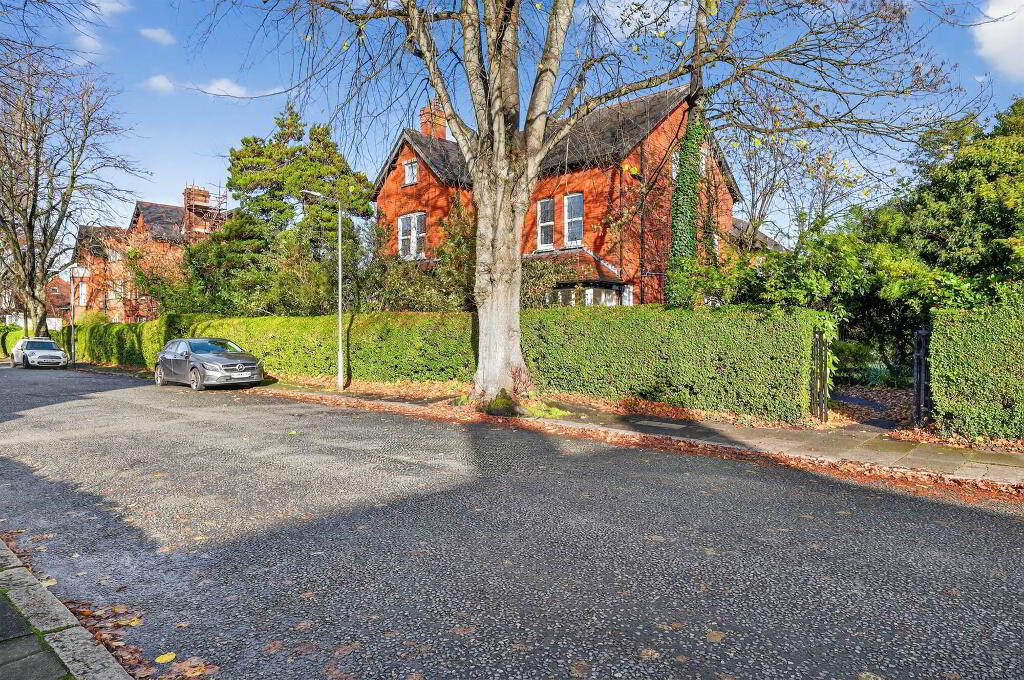 2 Bedroom Flat in BT9 6NG