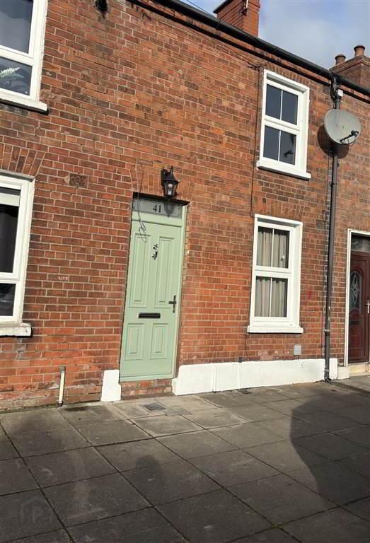 2 Bedroom Terraced in BT12 4AA