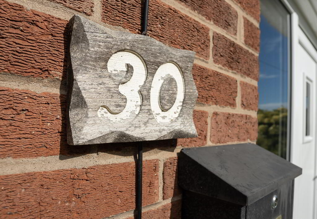 Photograph 2, 30 Ravelston Avenue 