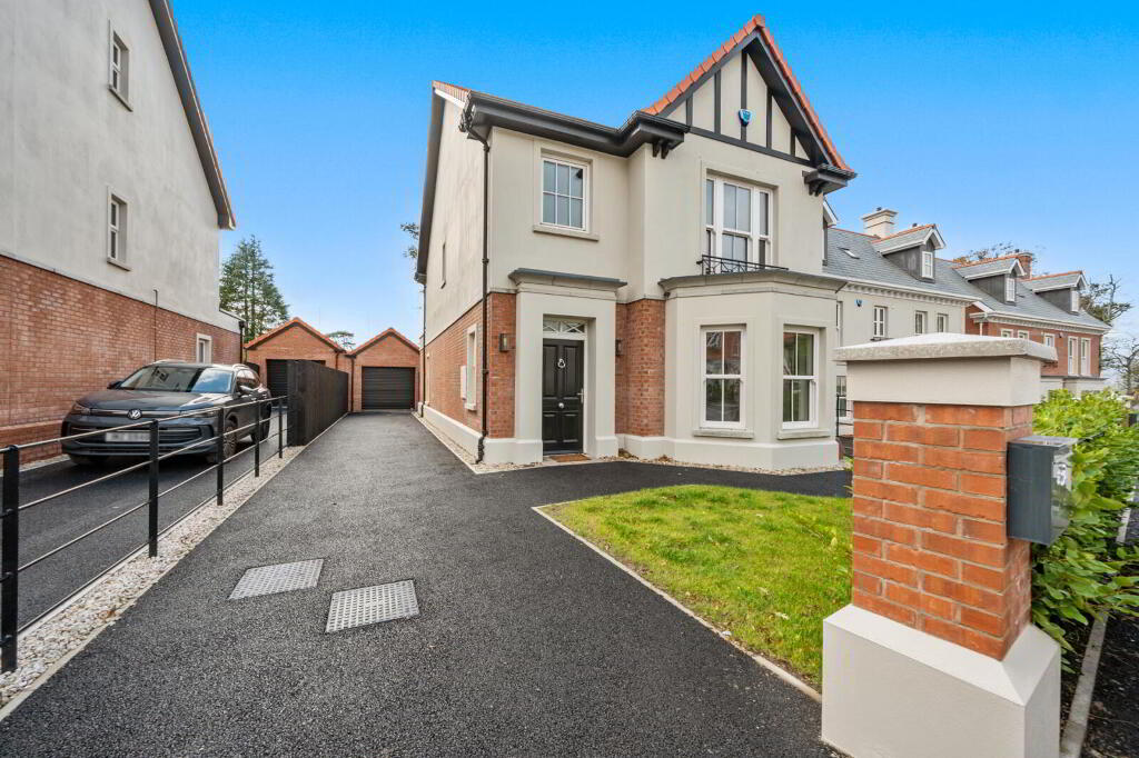 28 The Firs, Holywood, BT18 9GH