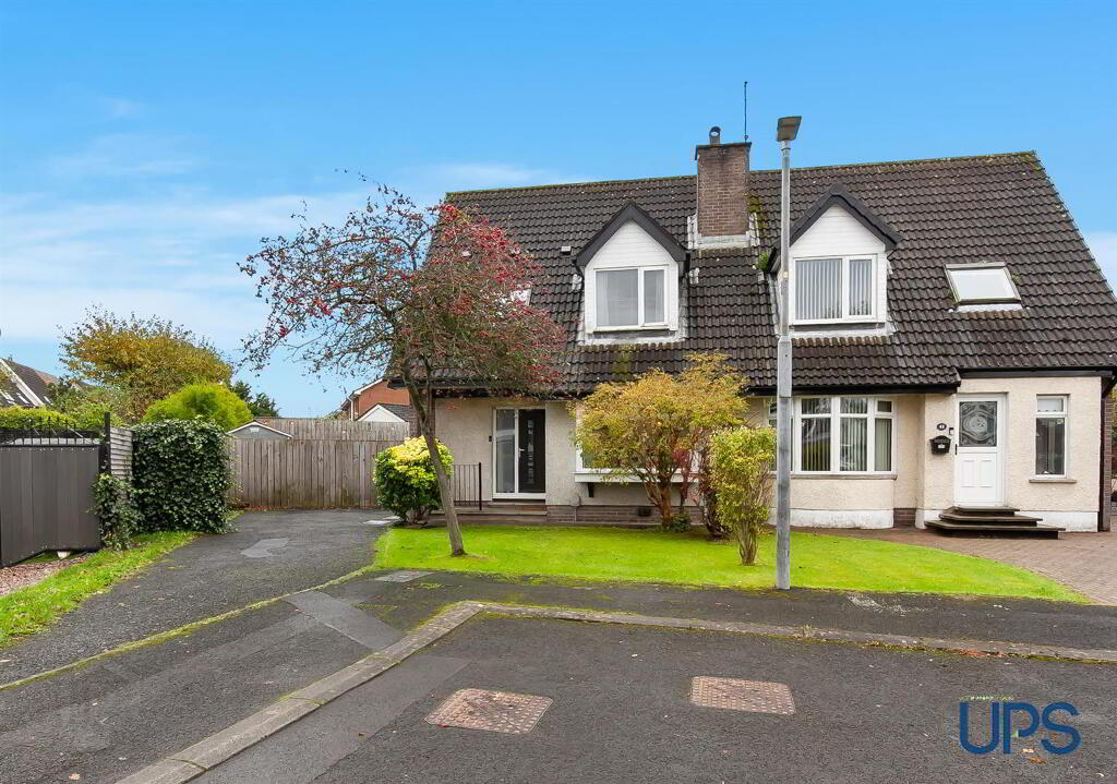 42 Lagmore Downs, Stewartstown Road, Belfast, BT17 0TB