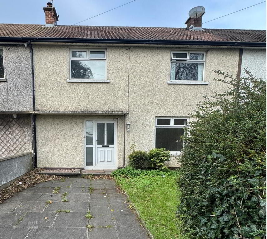 15 Woodland Grove, Antrim, BT41 4EE