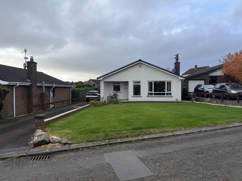 12 Sandringham Place, Carrickfergus, BT38 9EQ