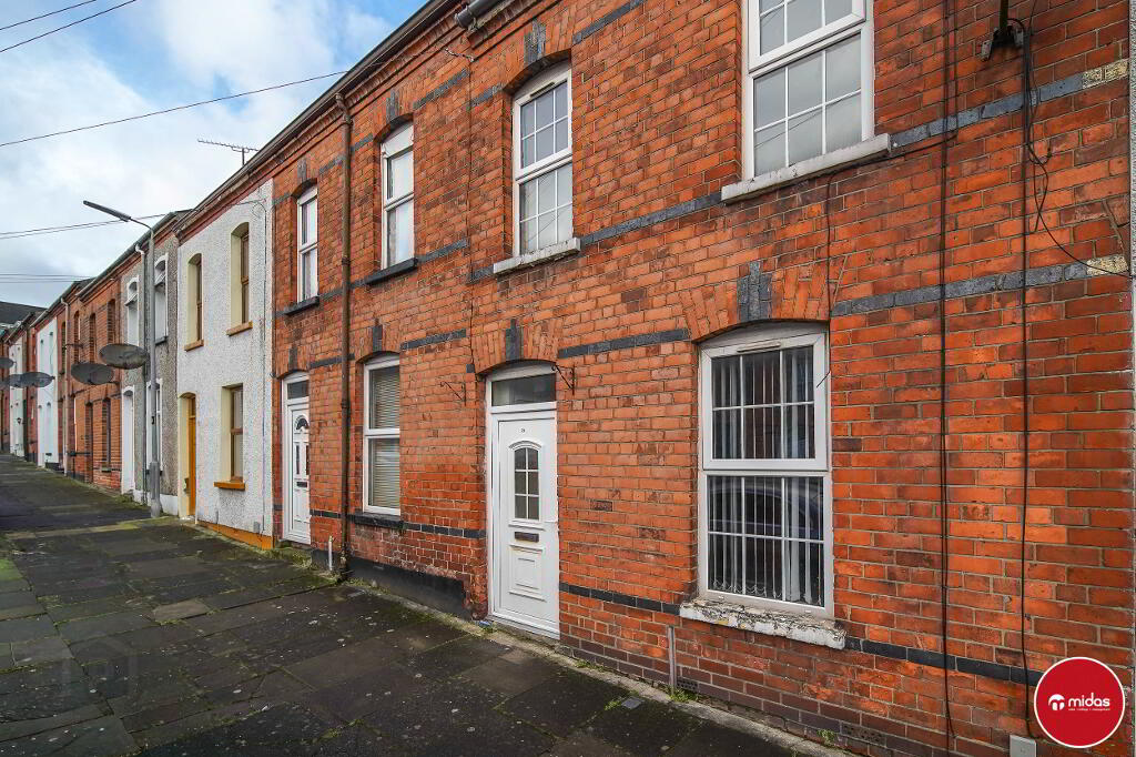 3 Bedroom Terraced in BT48 7PL