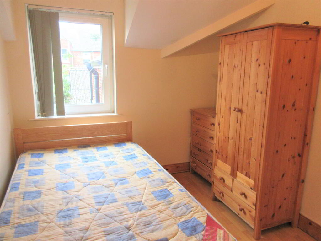 Photo 8 of All Bedrooms Upstairs, 52B Fitzroy Avenue, Queens University Quarter, Belfast
