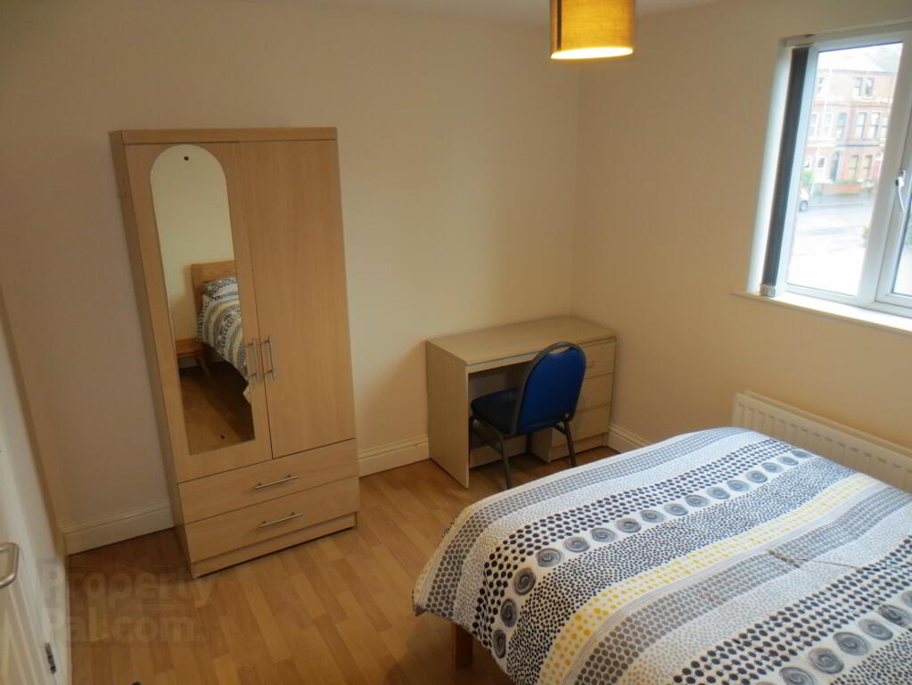 Photo 1 of Rooms To Let, University Avenue, Queens Quarter, Belfast