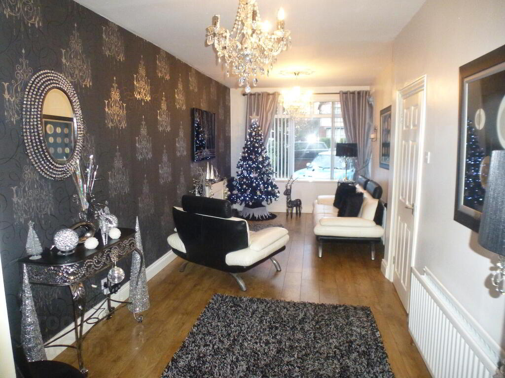 Photo 3 of 248 Castlereagh Road, Belfast