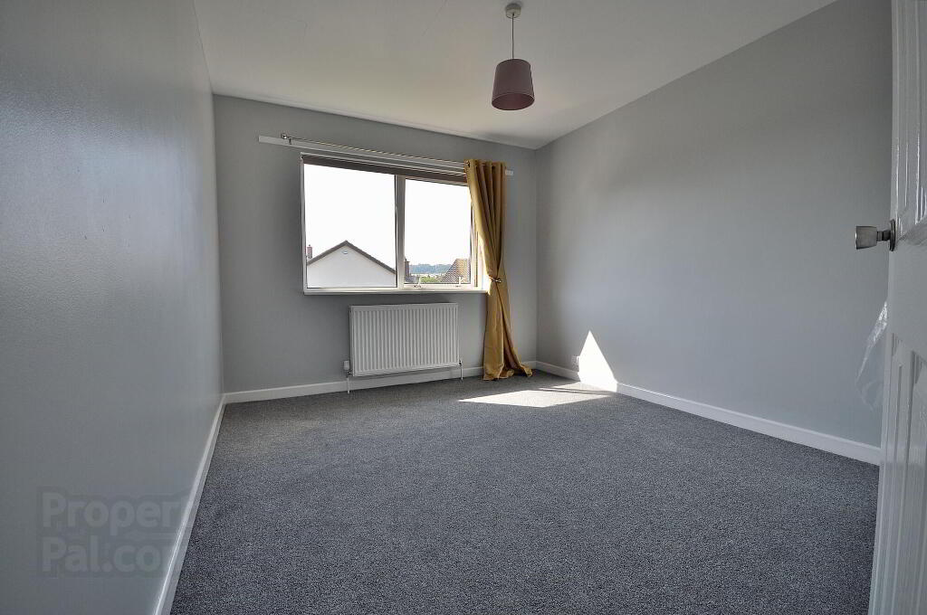 Photo 5 of 7 Glenaan Court, Bangor