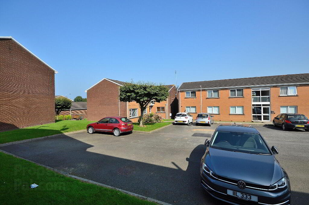 Photo 9 of 7 Glenaan Court, Bangor