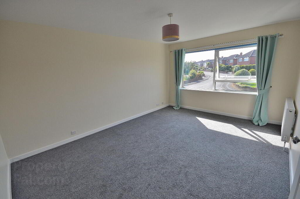 Photo 2 of 7 Glenaan Court, Bangor