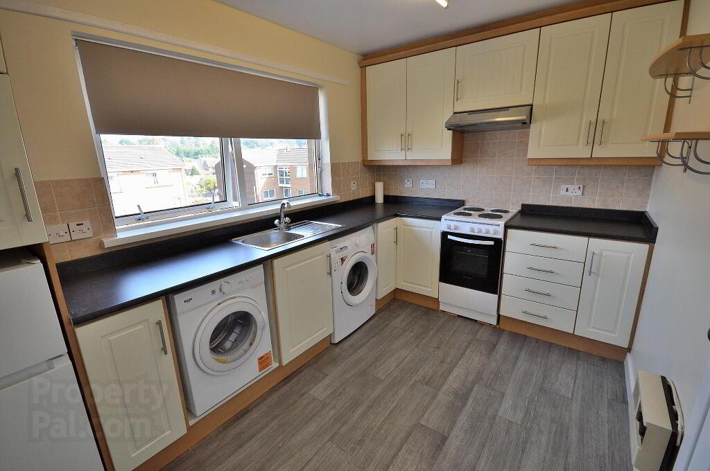 Photo 4 of 7 Glenaan Court, Bangor