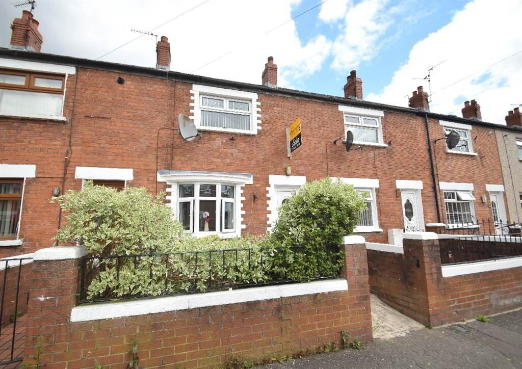 33 Rodney Drive Falls, Belfast