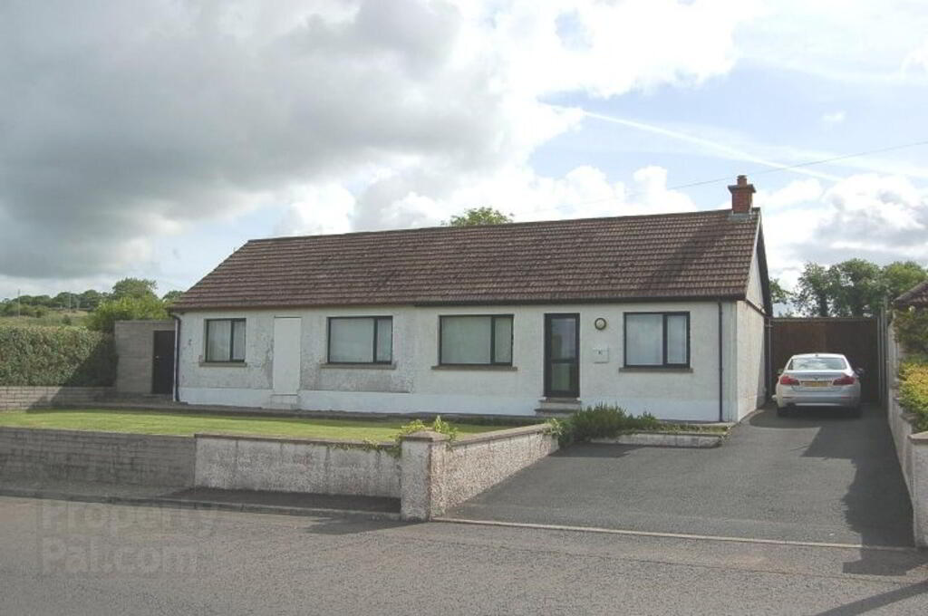 Photo 1 of 82 Middle Braniel Road, Castlereagh, Belfast