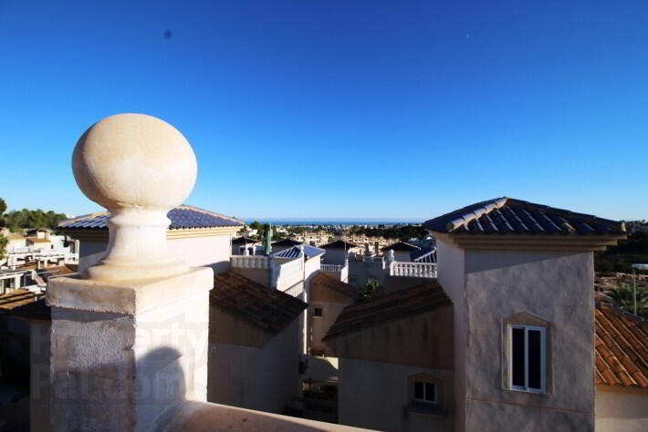 Photo 26 of Bargain, Villa Villamartin, Orihuela Costa