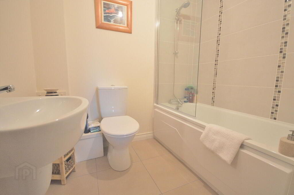 Photo 8 of 44 Linen Crescent, Bangor