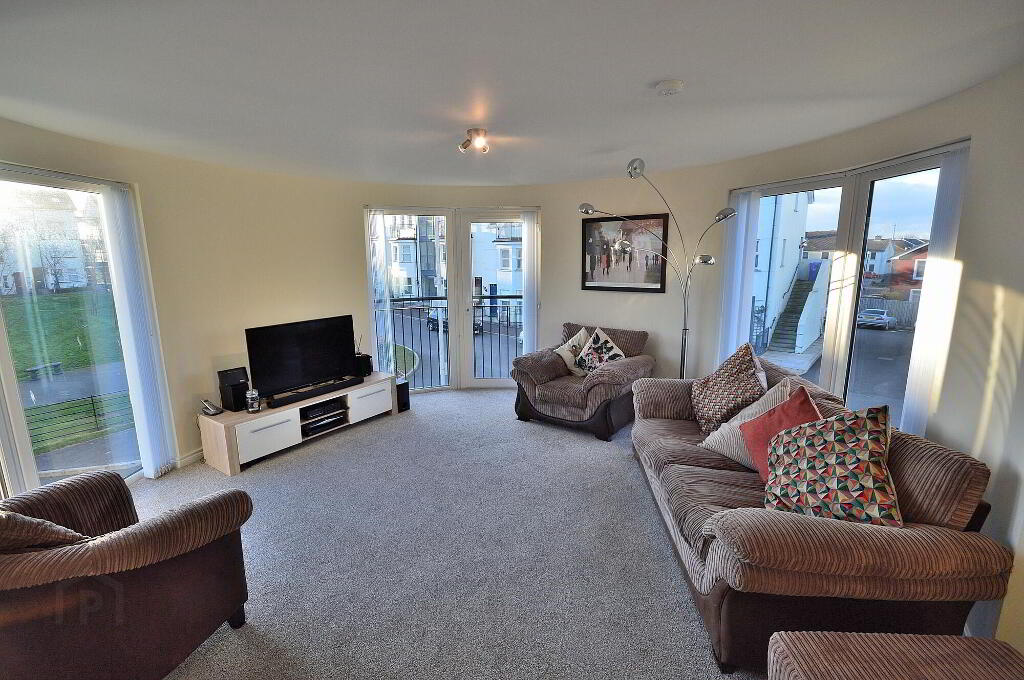 Photo 5 of 44 Linen Crescent, Bangor