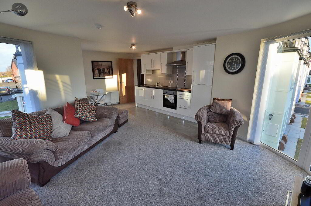 Photo 7 of 44 Linen Crescent, Bangor