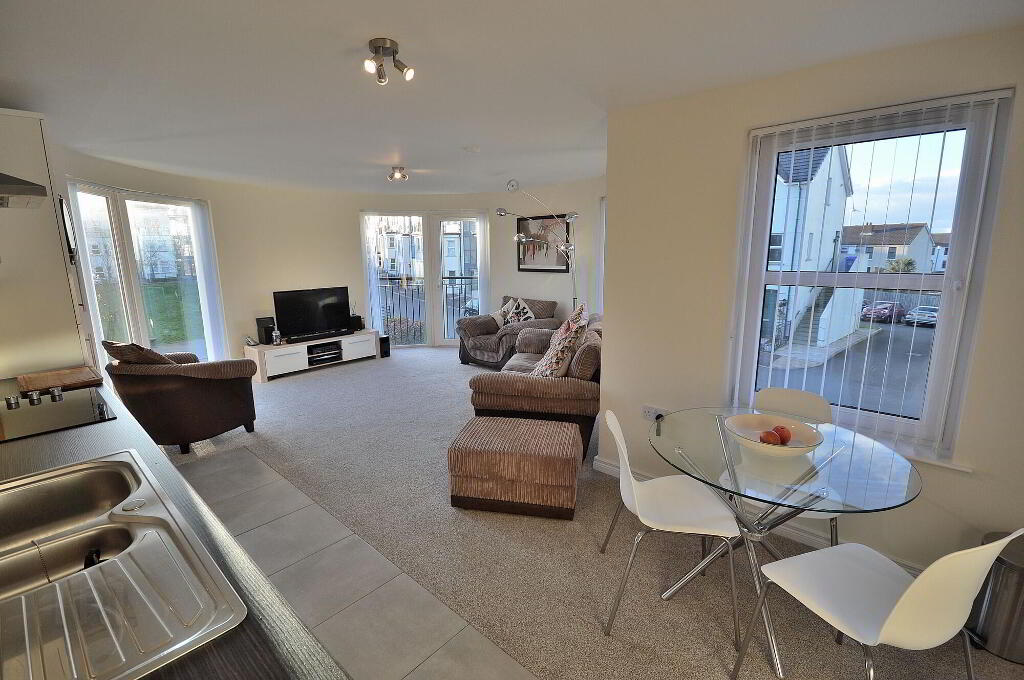 Photo 4 of 44 Linen Crescent, Bangor