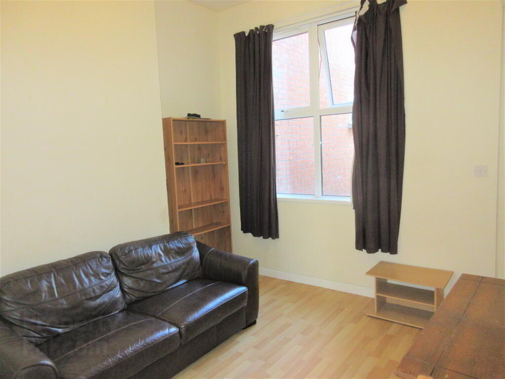 Photo 2 of Great Apartment, 18A Magdala Street, Botanic Area Behind Queens, Belfast