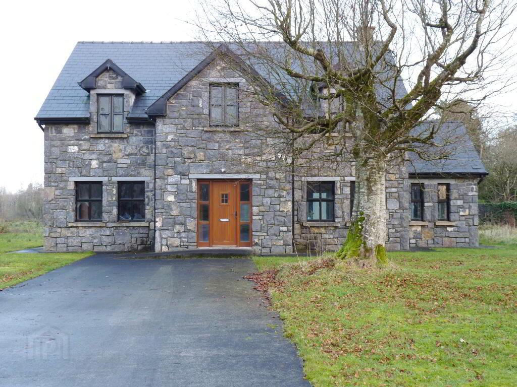 9 Ashfort, Croghan,