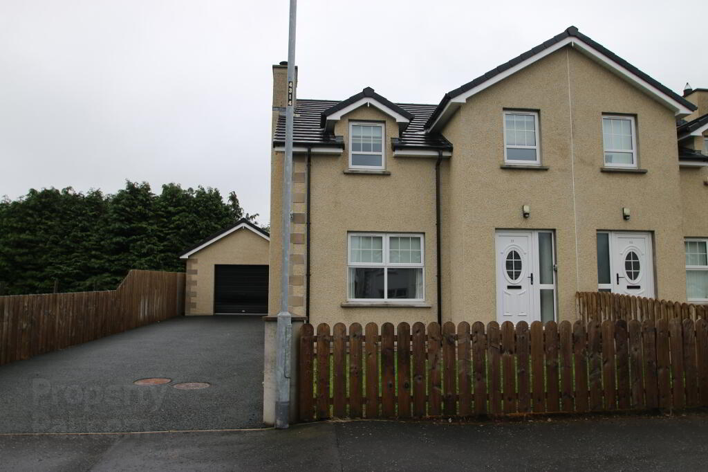 Photo 1 of 21 Claggan Manor, Cookstown