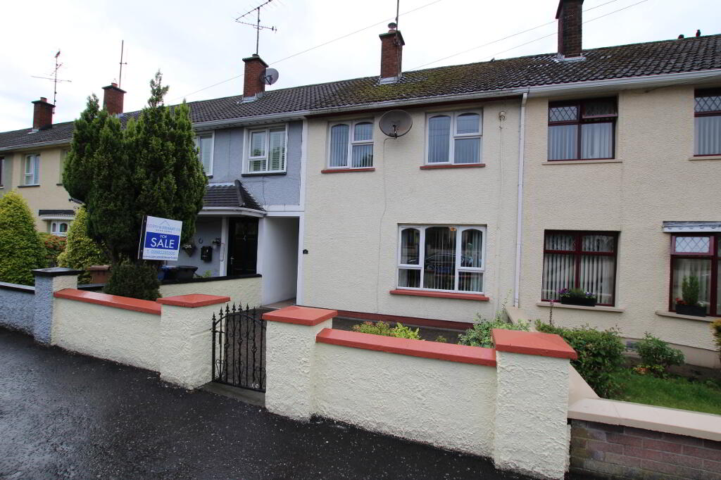 8 Centenary Park, Omagh