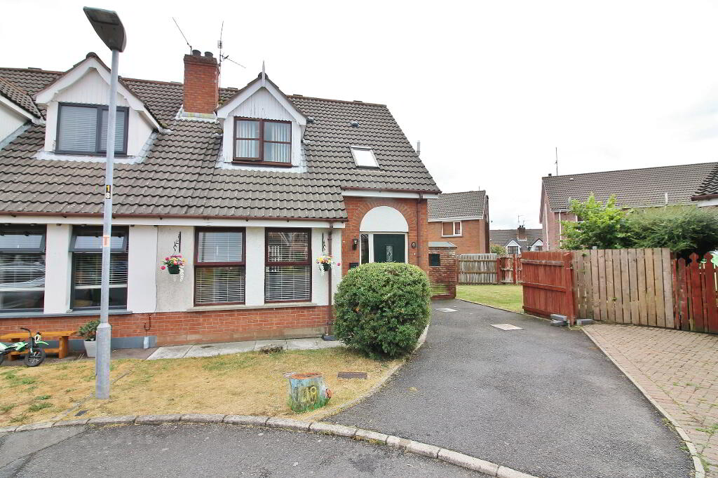 Photo 1 of 19 Collingwood Drive, Lurgan