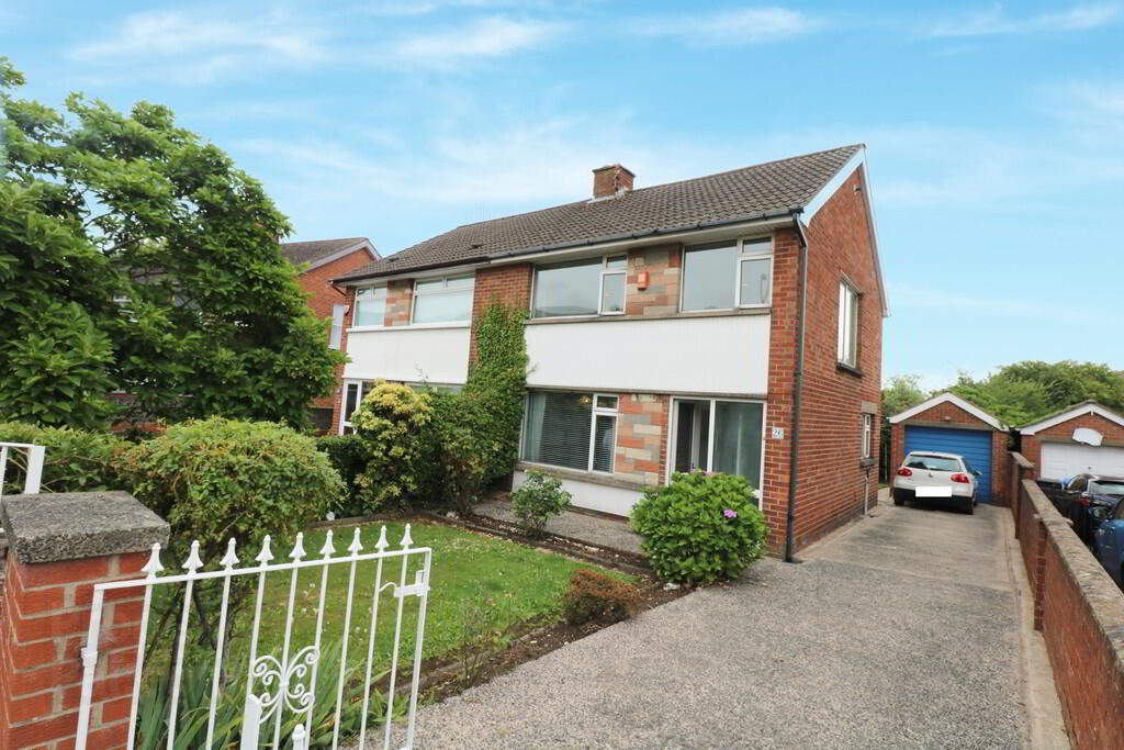 26 Coolnasilla Park East, Belfast