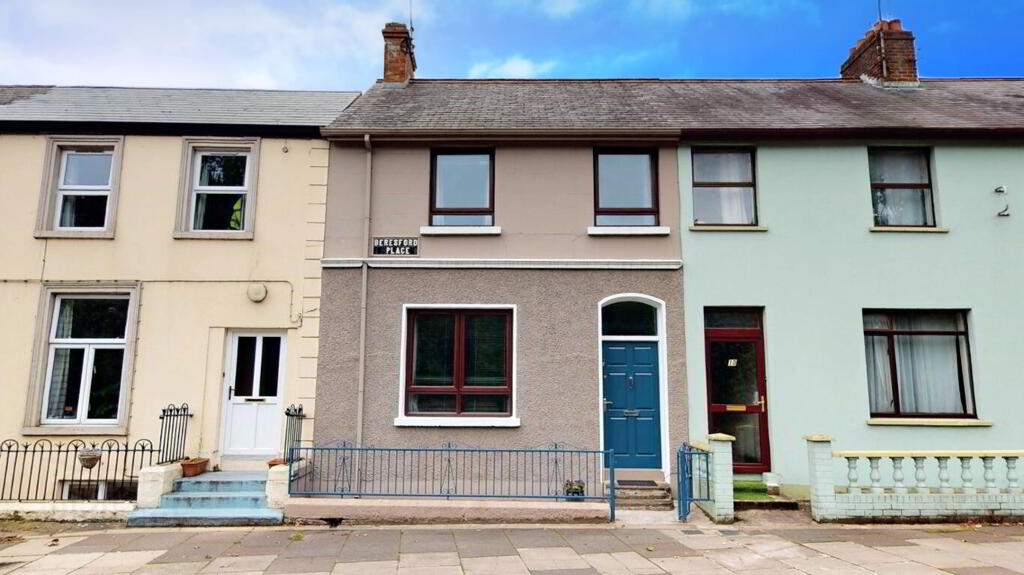 8 Irvinestown Road, Enniskillen