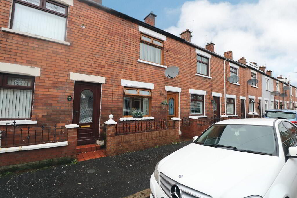 16 Iris Drive, Belfast