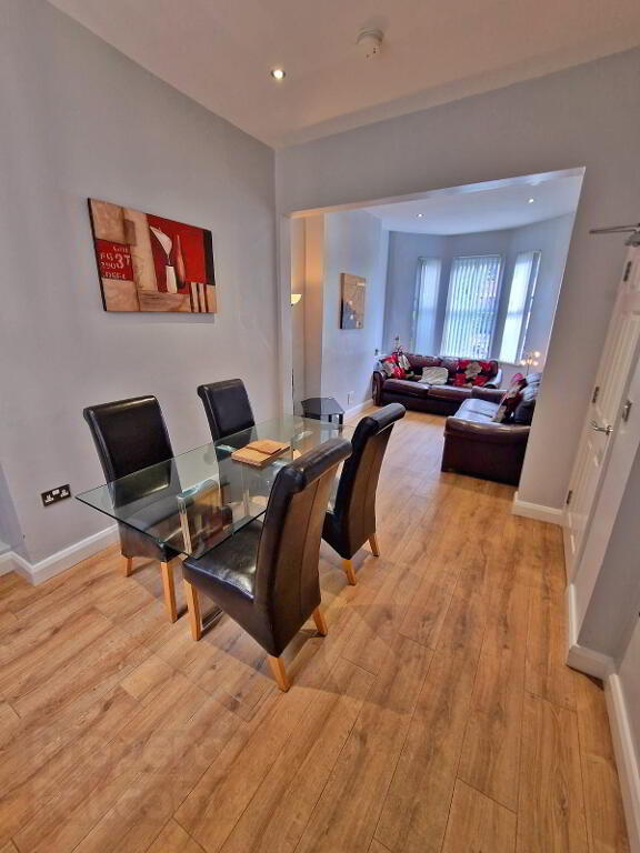 Photo 4 of House For Rent, 773 Lisburn Rd, Belfast