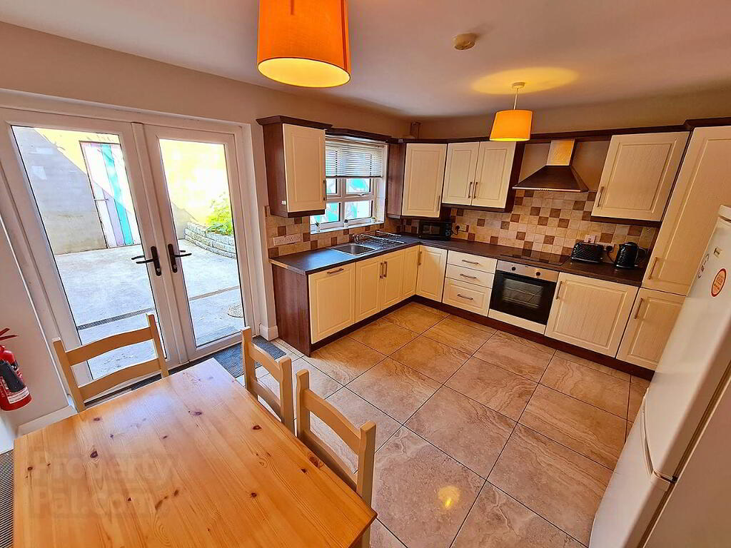 Photo 13 of House For Rent, 361 Donegall Rd, Belfast