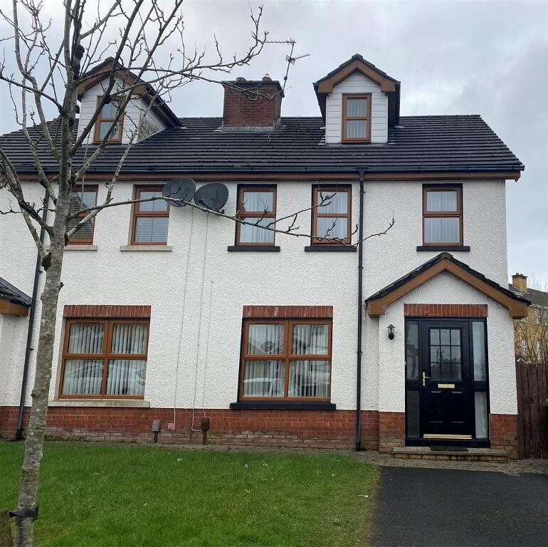 53 Ard Grange, Derry